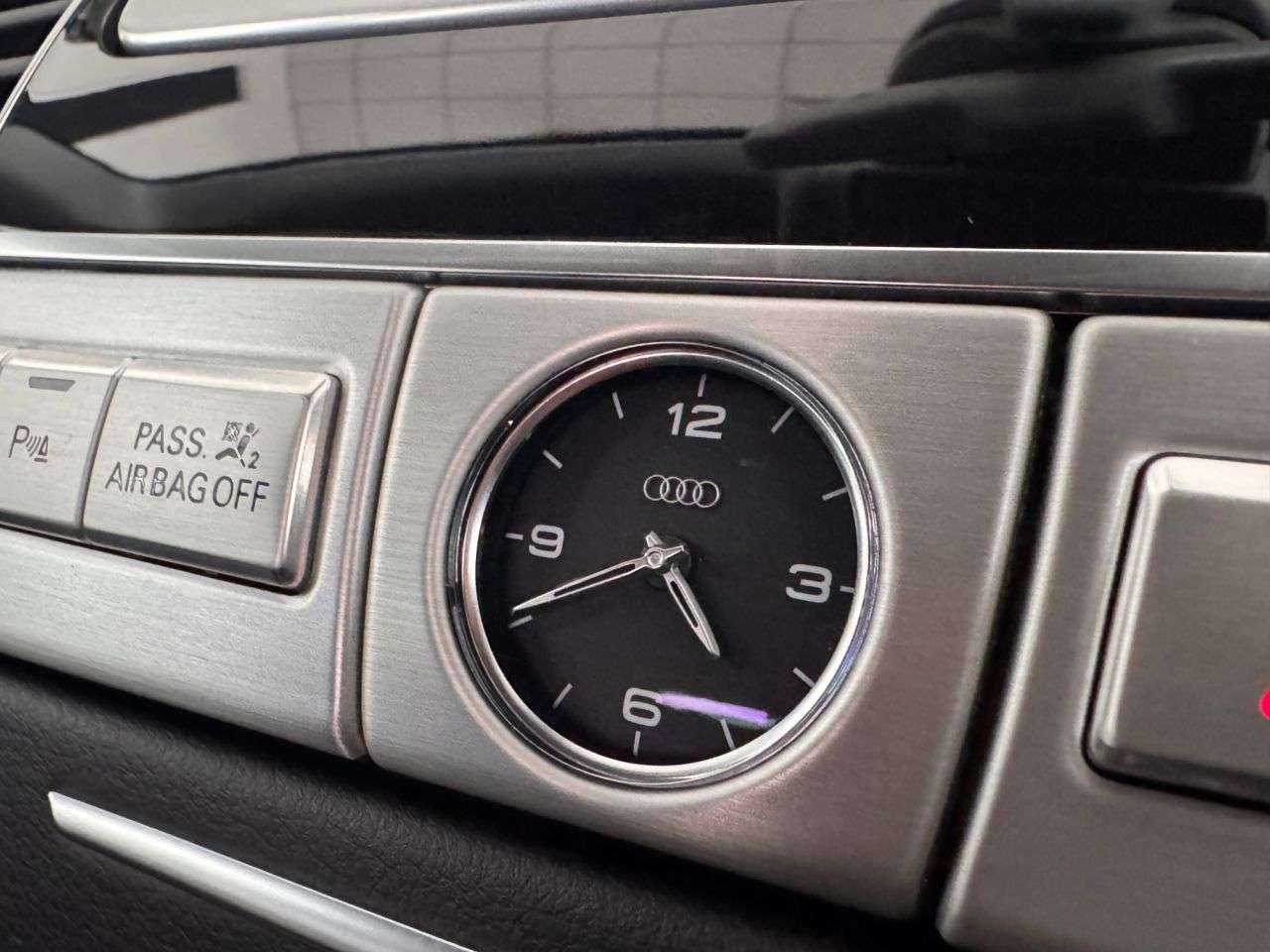 2017 AUDI A8 2017 AUDI A8