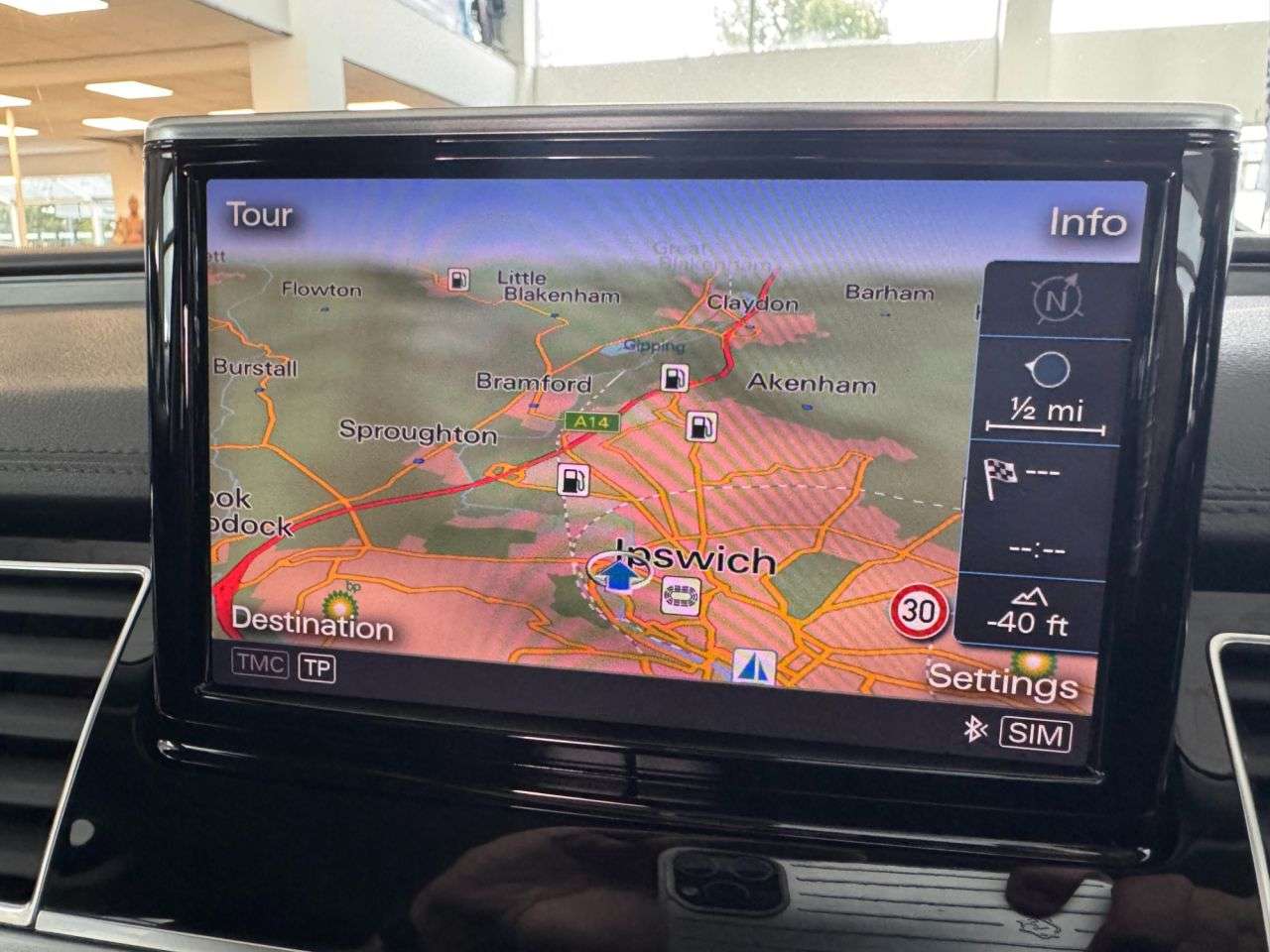 2017 AUDI A8 2017 AUDI A8