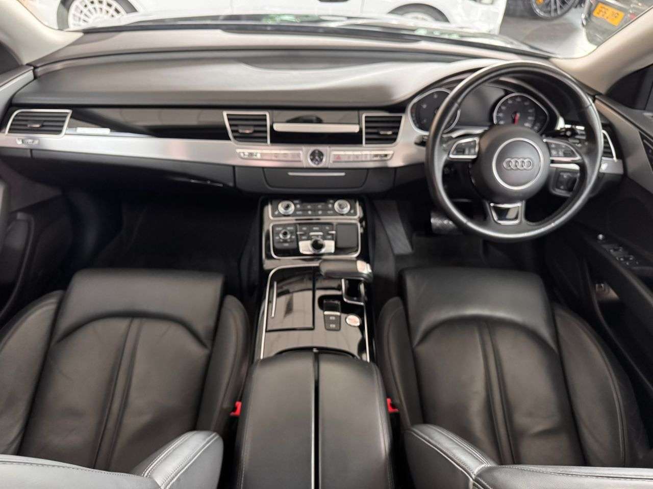 2017 AUDI A8 2017 AUDI A8
