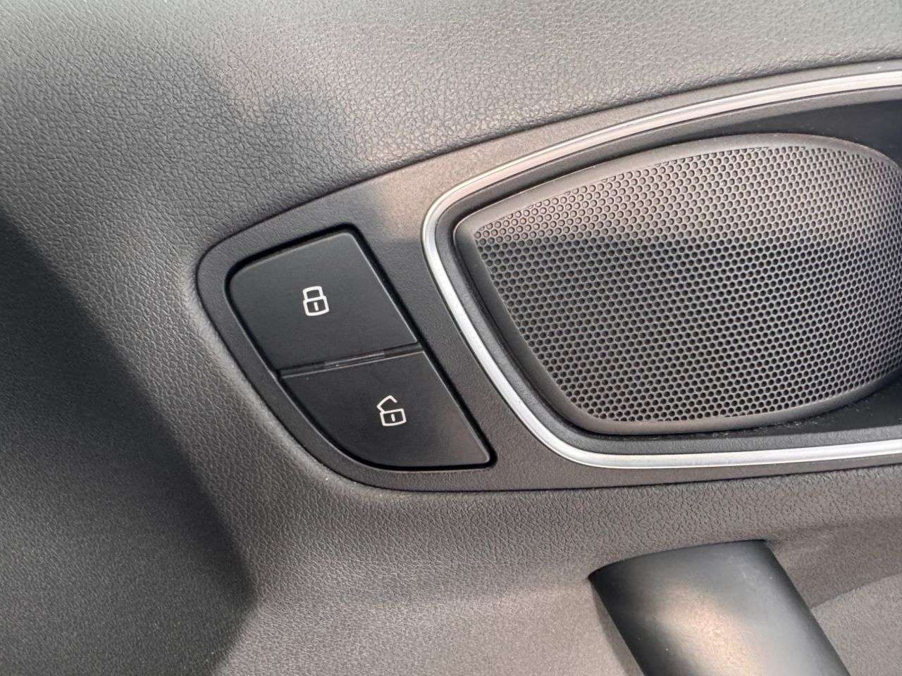 2017 AUDI A1 2017 AUDI A1