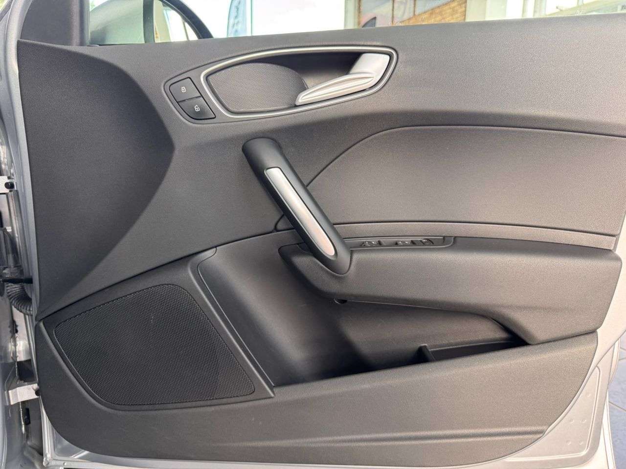2017 AUDI A1 2017 AUDI A1