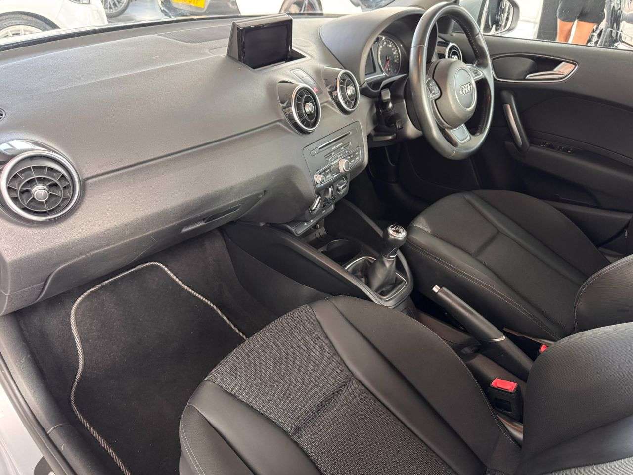 2017 AUDI A1 2017 AUDI A1