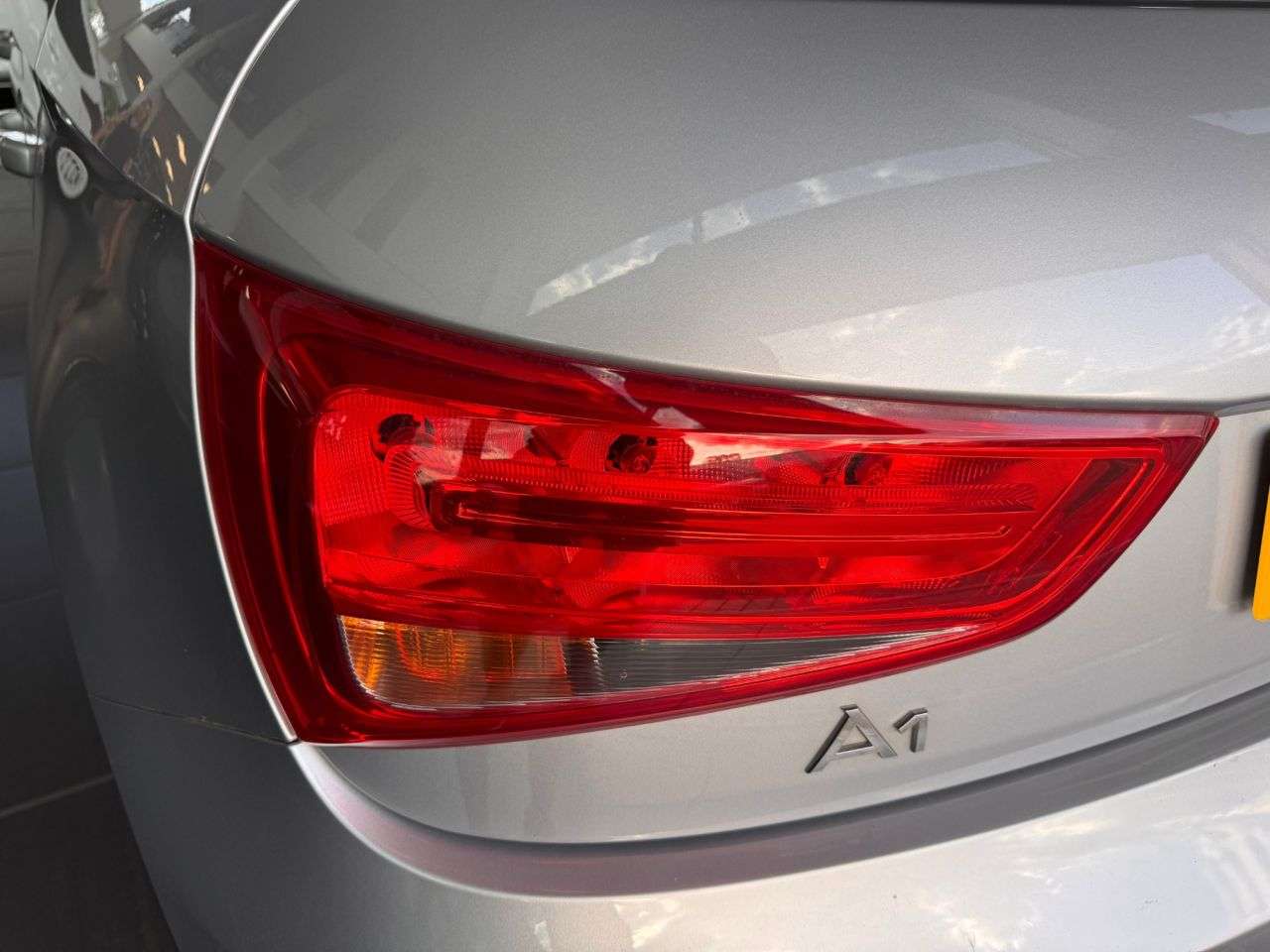 2017 AUDI A1 2017 AUDI A1
