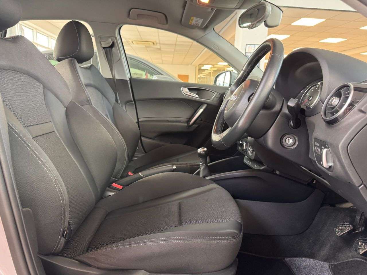 2017 AUDI A1 2017 AUDI A1