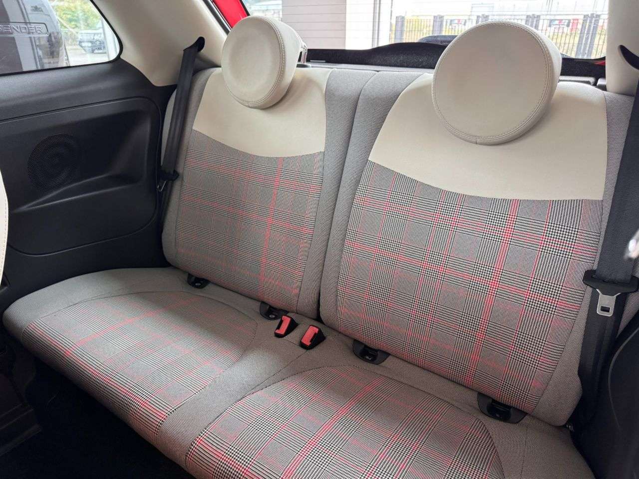 2017 FIAT 500 2017 FIAT 500