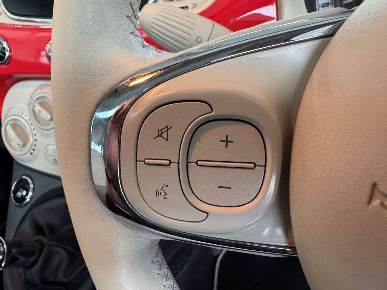 2017 FIAT 500 2017 FIAT 500