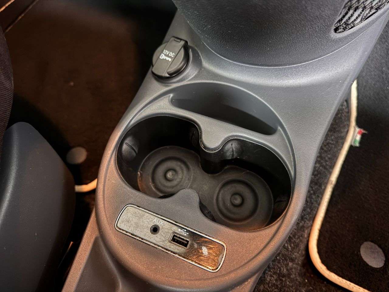 2017 FIAT 500 2017 FIAT 500
