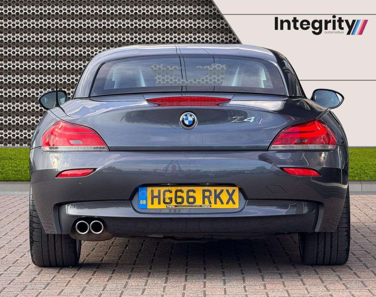 2016 BMW Z4 2016 BMW Z4