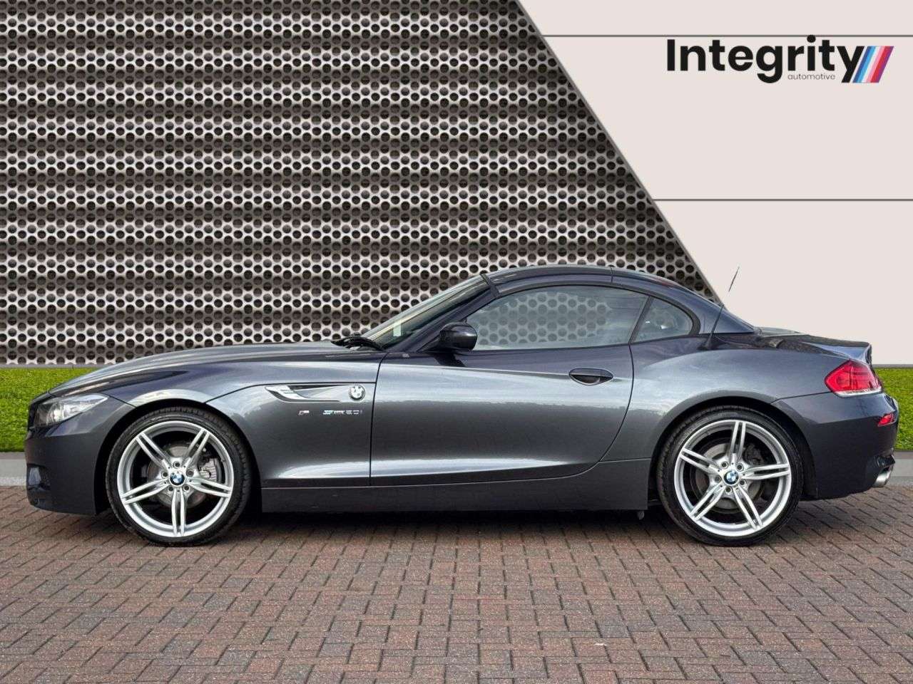 2016 BMW Z4 2016 BMW Z4