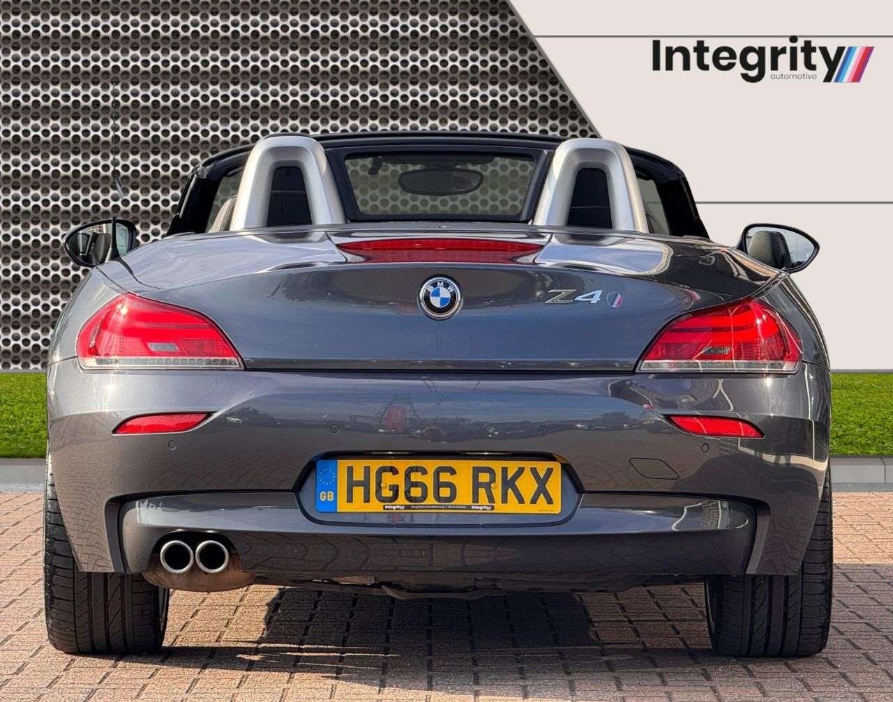 A 2016 BMW Z4 2.0 20i M Sport Convertible 2dr Petrol Auto sDrive Euro 6 (184 ps) Comfort A 2016 BMW Z4 2.0 20i M Sport Convertible 2dr Petrol Auto sDrive Euro 6 (184 ps) Comfort