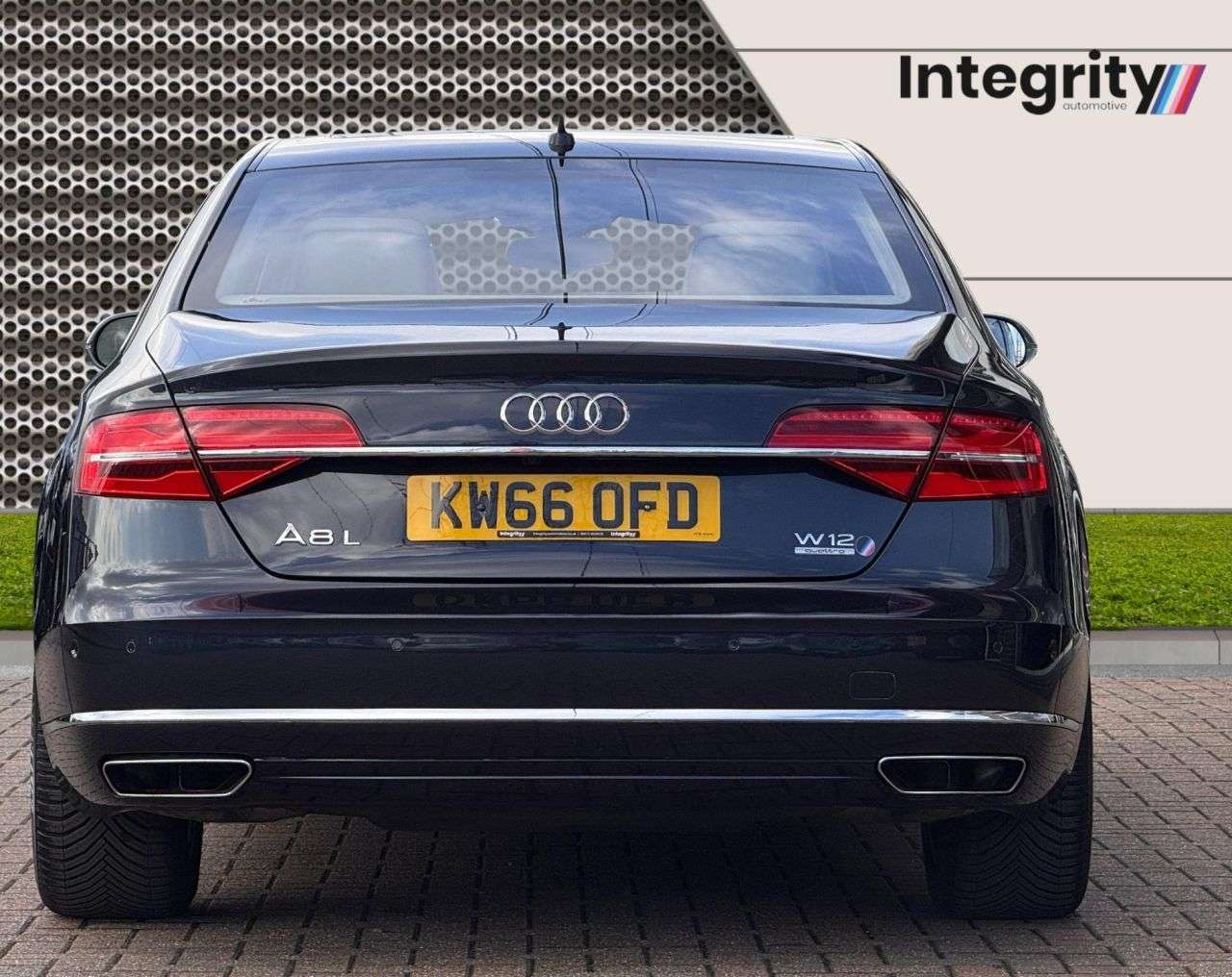 A 2017 AUDI A8 6.3 W12 Saloon 4dr Petrol Tiptronic quattro Euro 6 (s/s) LWB (500 ps) Pan R A 2017 AUDI A8 6.3 W12 Saloon 4dr Petrol Tiptronic quattro Euro 6 (s/s) LWB (500 ps) Pan R