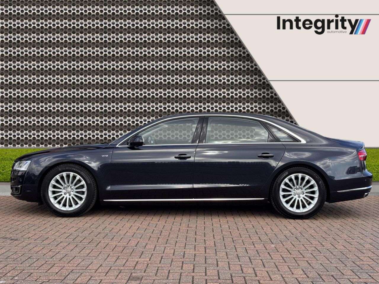 2017 AUDI A8 2017 AUDI A8