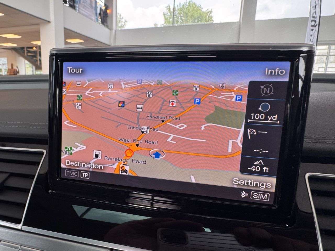 2017 AUDI A8 2017 AUDI A8
