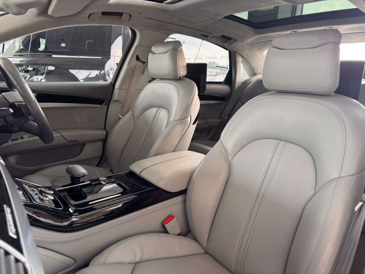 2017 AUDI A8 2017 AUDI A8