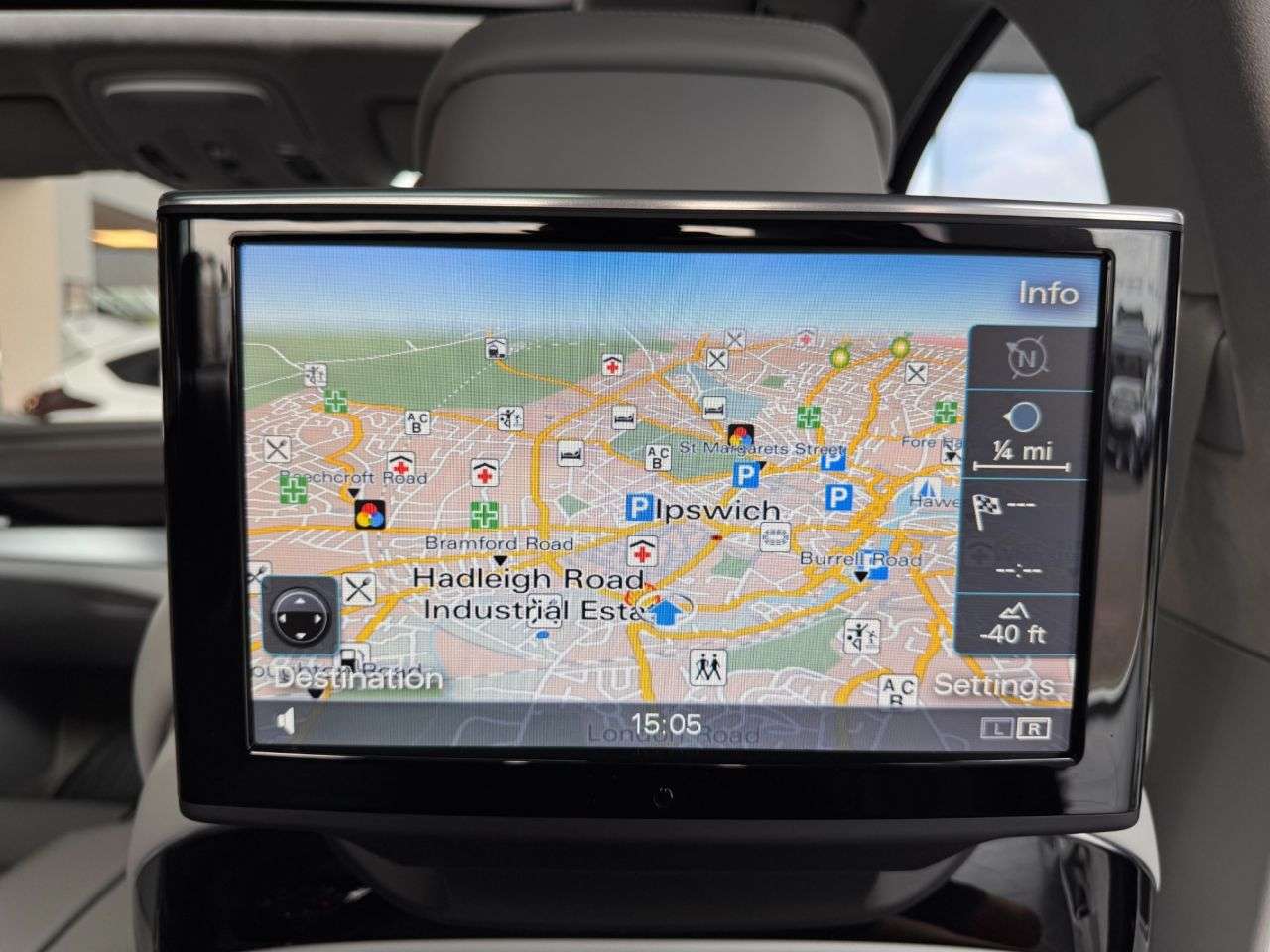 2017 AUDI A8 2017 AUDI A8