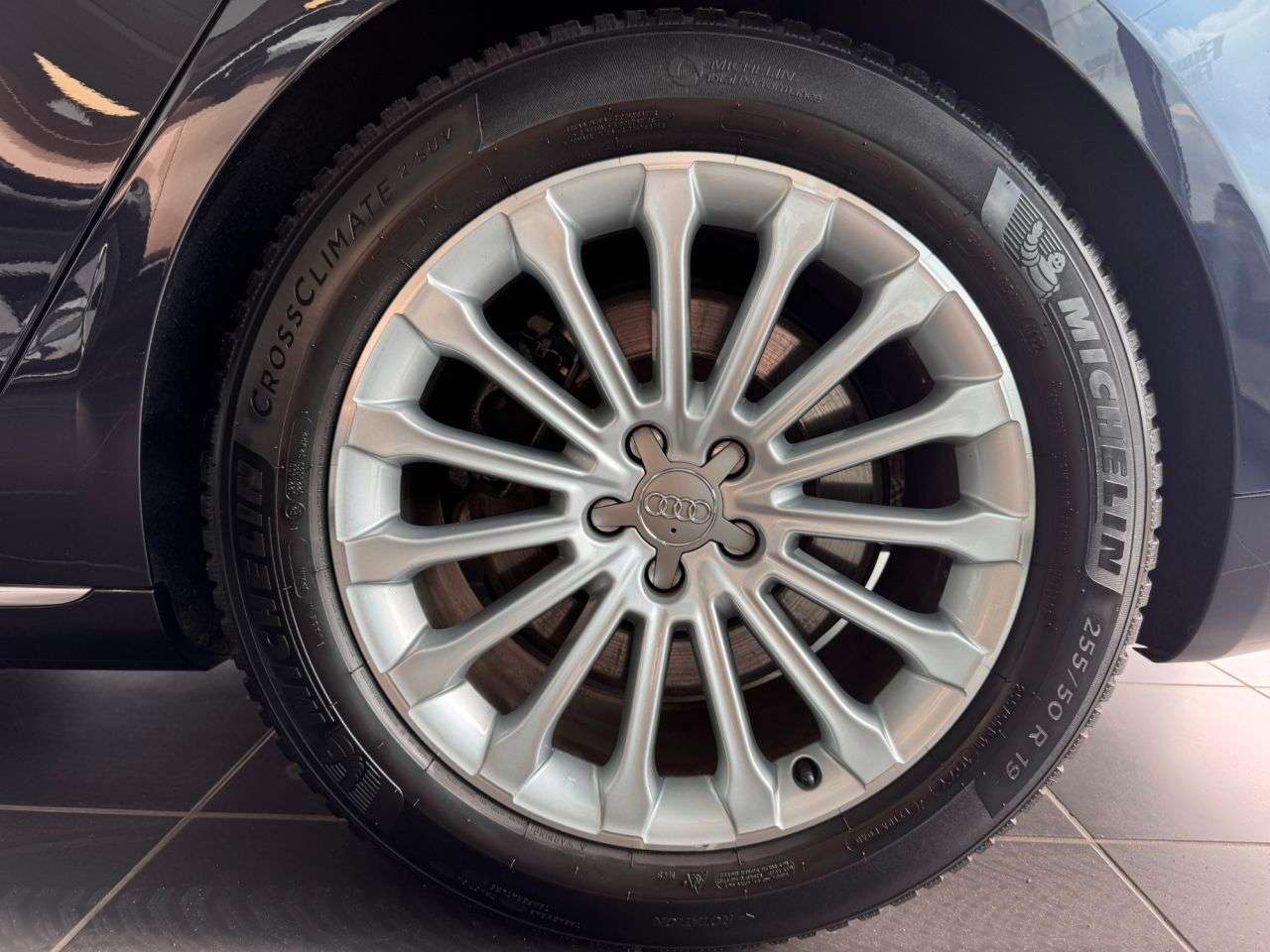 2017 AUDI A8 2017 AUDI A8