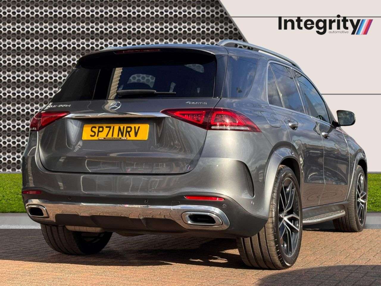 A 2021 MERCEDES-BENZ GLE 2.9 GLE400d AMG Line (Premium Plus) SUV 5dr Diesel G-Tronic 4MATIC Euro 6 ( A 2021 MERCEDES-BENZ GLE 2.9 GLE400d AMG Line (Premium Plus) SUV 5dr Diesel G-Tronic 4MATIC Euro 6 (