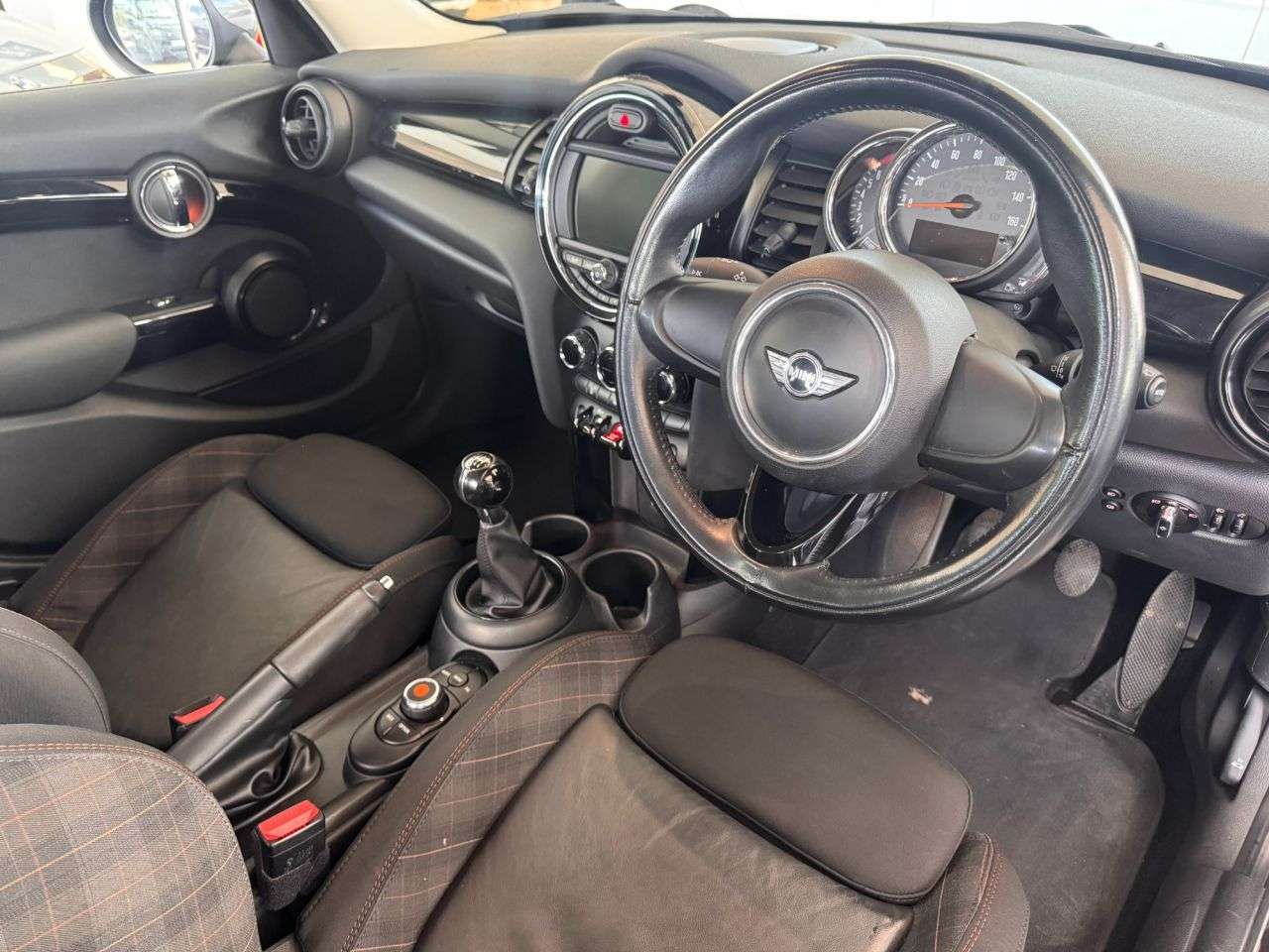 2018 MINI HATCH 2018 MINI HATCH