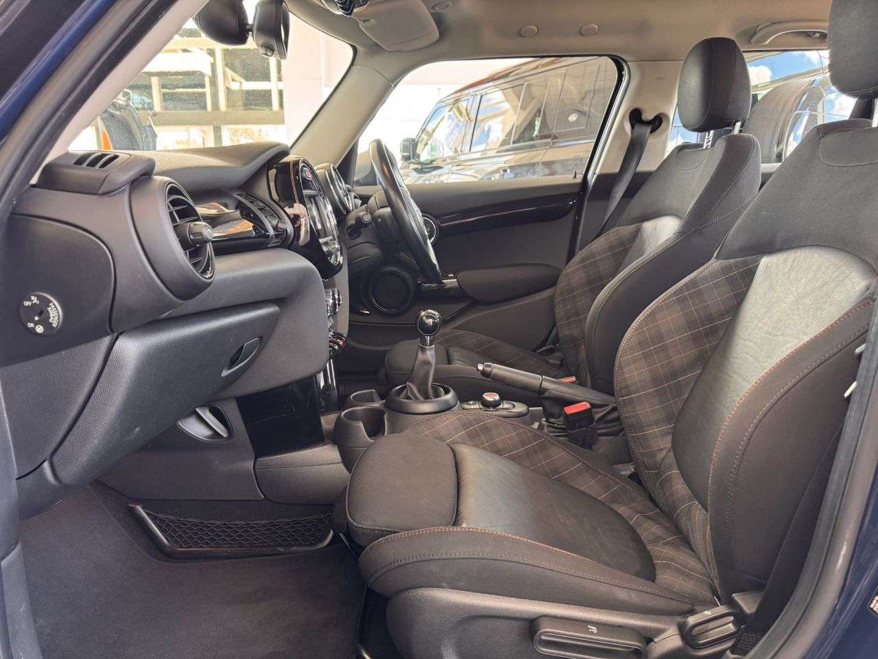 2018 MINI HATCH 2018 MINI HATCH