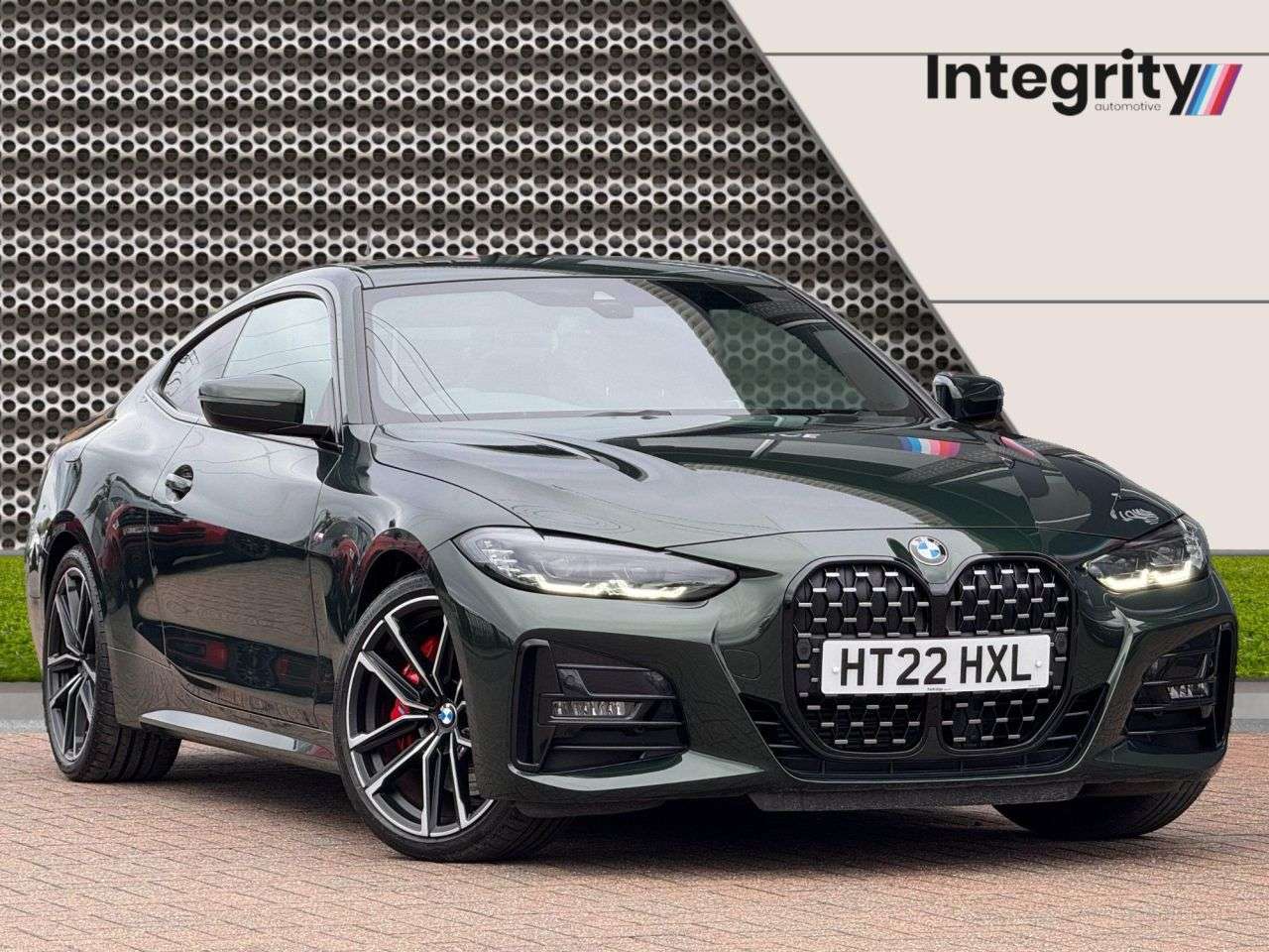 A 2022 BMW 4 SERIES 2.0 420i M Sport Coupe 2dr Petrol Auto Euro 6 (s/s) (184 ps) M Sport Pro Pa A 2022 BMW 4 SERIES 2.0 420i M Sport Coupe 2dr Petrol Auto Euro 6 (s/s) (184 ps) M Sport Pro Pa