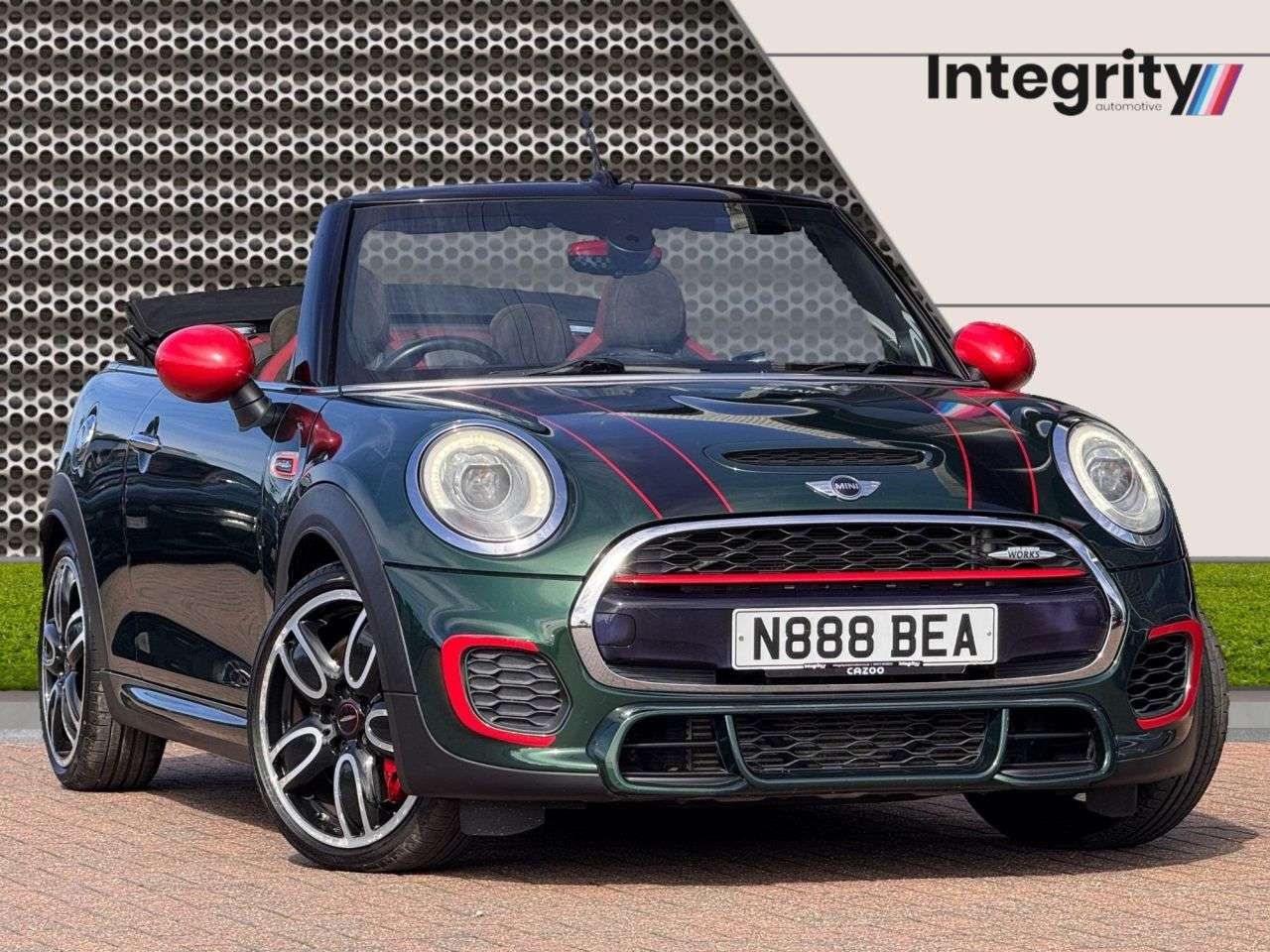 A 2017 MINI MINI JOHN COOPER WORKS A 2017 MINI MINI JOHN COOPER WORKS