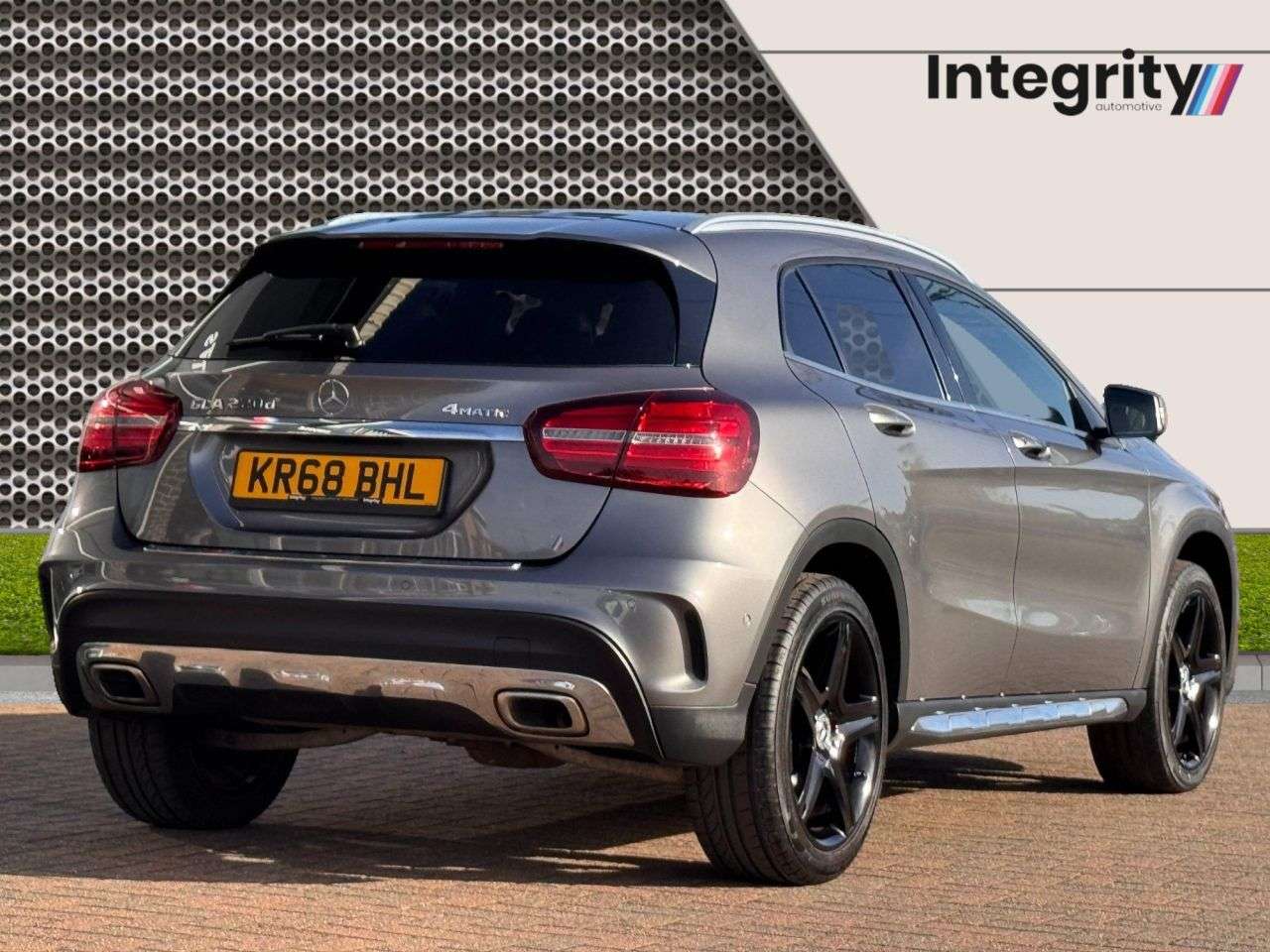 A 2018 MERCEDES-BENZ GLA 2.1 GLA220d AMG Line (Premium Plus) SUV 5dr Diesel 7G-DCT 4MATIC Euro 6 (s/ A 2018 MERCEDES-BENZ GLA 2.1 GLA220d AMG Line (Premium Plus) SUV 5dr Diesel 7G-DCT 4MATIC Euro 6 (s/
