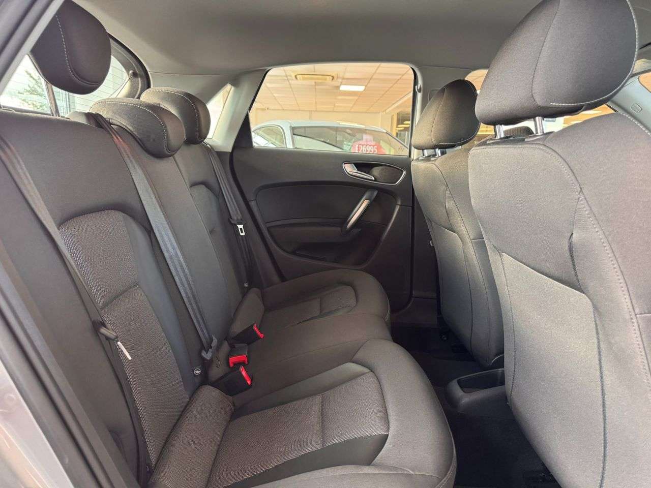2014 AUDI A1 2014 AUDI A1
