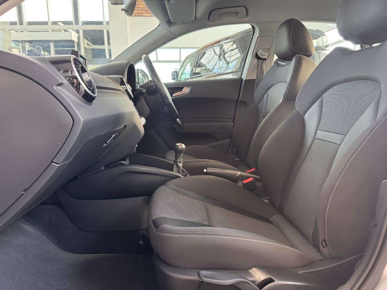 2014 AUDI A1 2014 AUDI A1