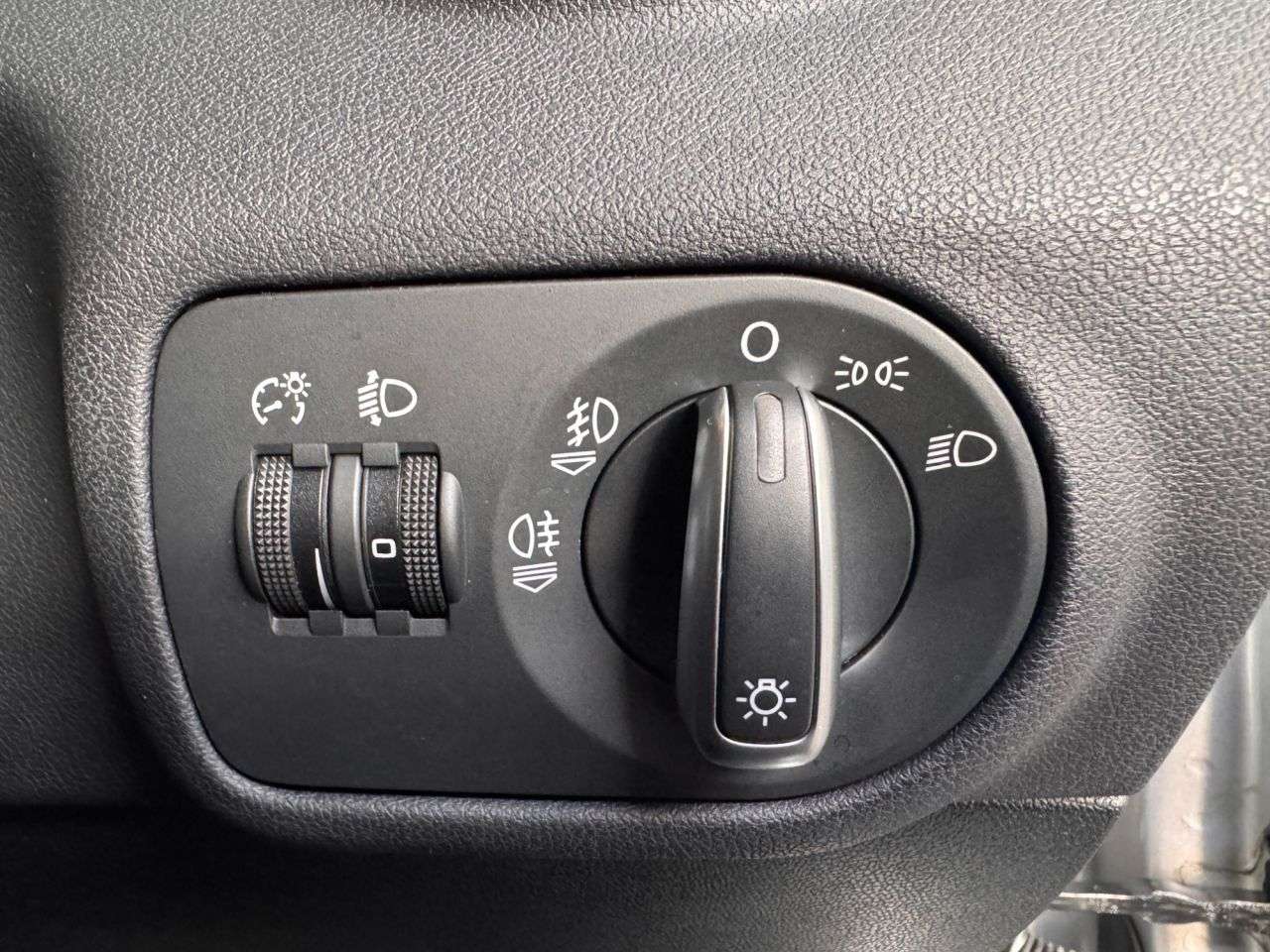 2014 AUDI A1 2014 AUDI A1