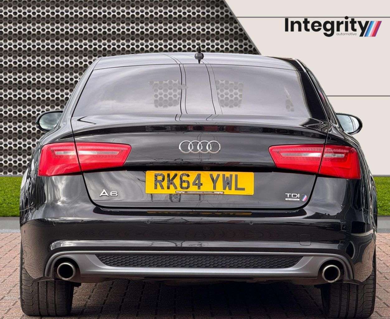 A 2014 AUDI A6 SALOON 3.0 TDI V6 Black Edition Saloon 4dr Diesel S Tronic quattro Euro 5 (s/s) (2 A 2014 AUDI A6 SALOON 3.0 TDI V6 Black Edition Saloon 4dr Diesel S Tronic quattro Euro 5 (s/s) (2