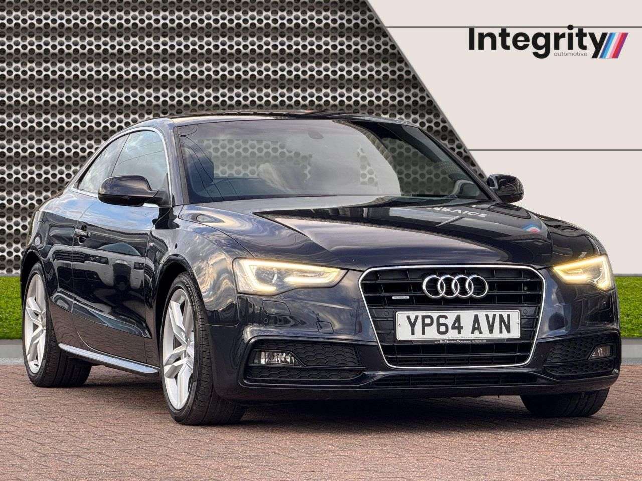 A 2014 AUDI A5 2.0 TFSI S line Coupe 2dr Petrol Manual quattro Euro 6 (s/s) (225 ps) Bang A 2014 AUDI A5 2.0 TFSI S line Coupe 2dr Petrol Manual quattro Euro 6 (s/s) (225 ps) Bang