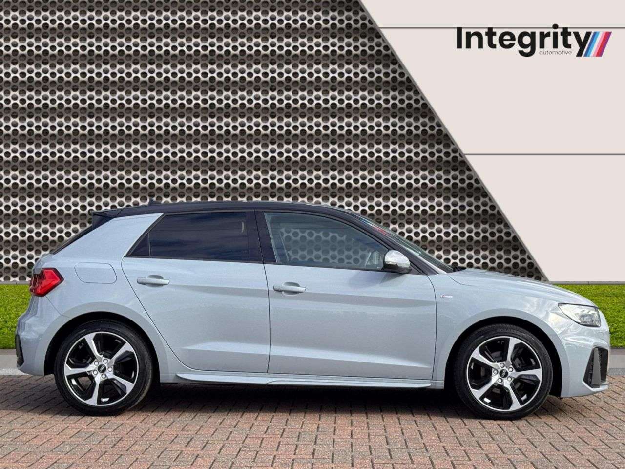 A 2020 AUDI A1 1.5 TFSI 35 S line Sportback 5dr Petrol S Tronic Euro 6 (s/s) (150 ps) Tech A 2020 AUDI A1 1.5 TFSI 35 S line Sportback 5dr Petrol S Tronic Euro 6 (s/s) (150 ps) Tech