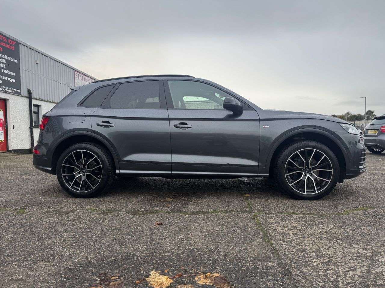 null AUDI Q5 null AUDI Q5