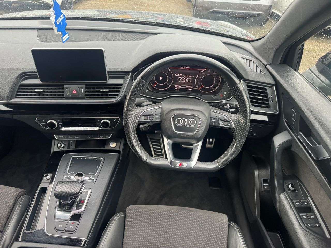 null AUDI Q5 null AUDI Q5