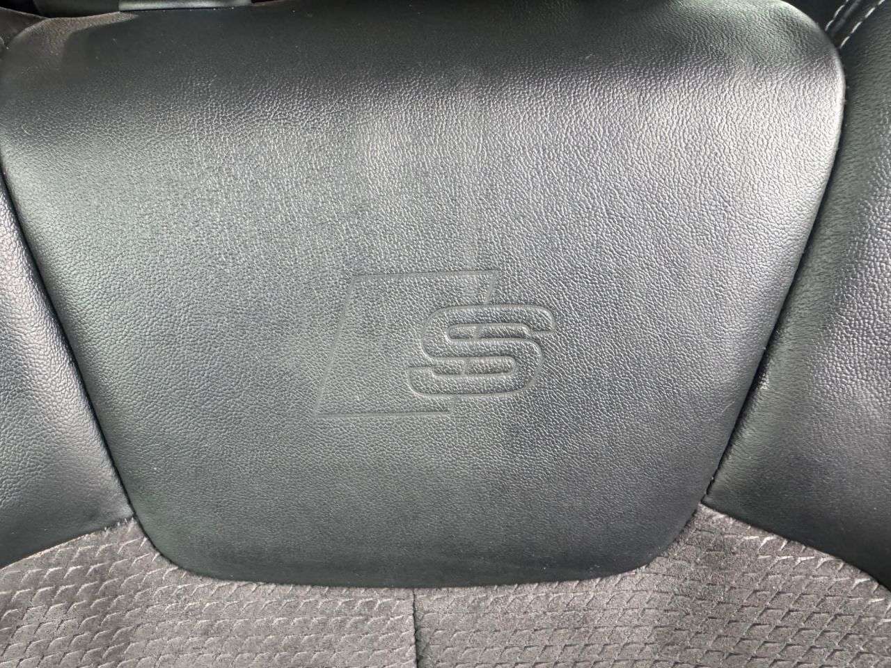 null AUDI Q5 null AUDI Q5