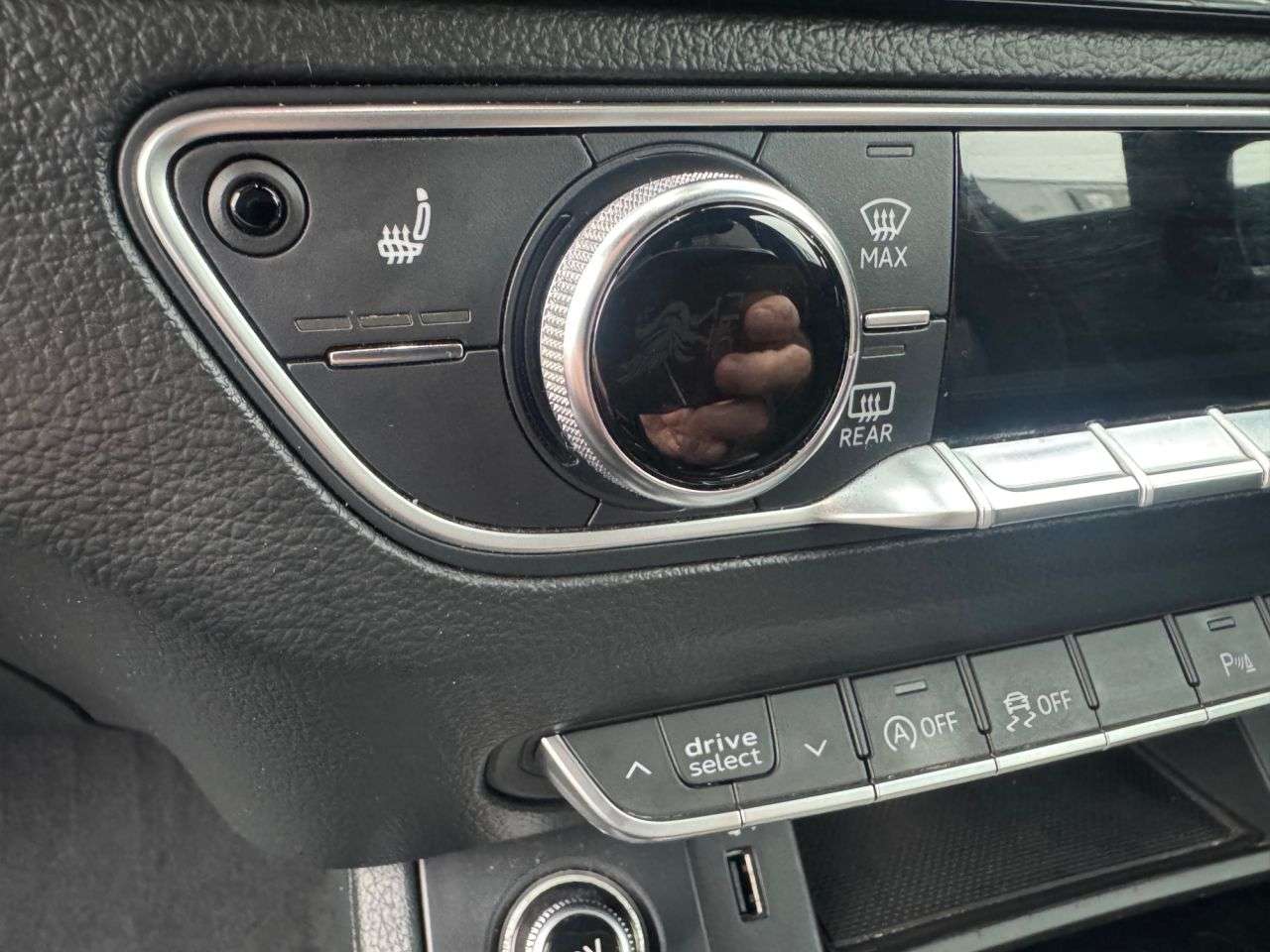 null AUDI Q5 null AUDI Q5