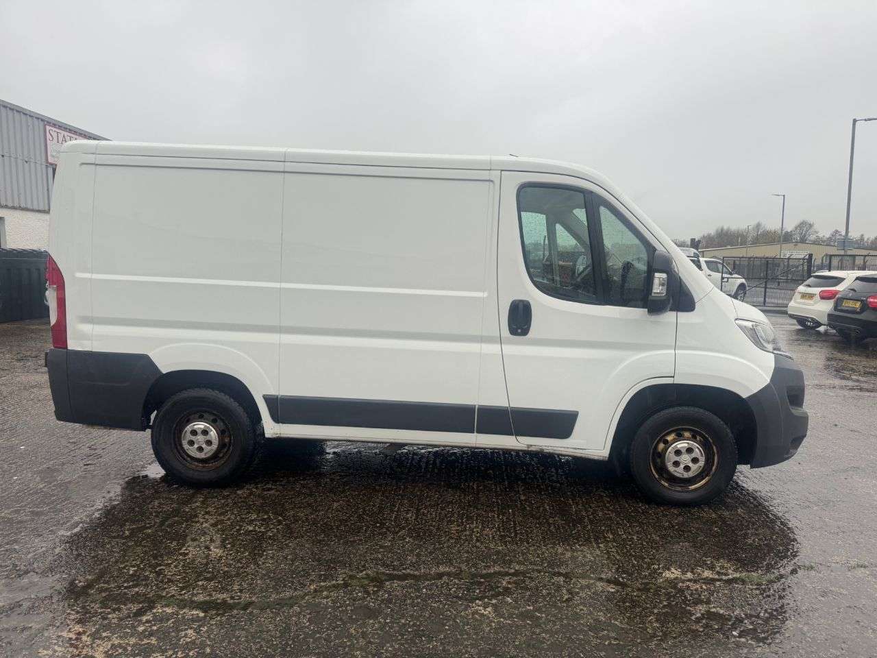 A 2015 CITROEN RELAY 2.2 HDi 30 Panel Van 5dr Diesel Manual L1 Euro 5 (110 ps) A 2015 CITROEN RELAY 2.2 HDi 30 Panel Van 5dr Diesel Manual L1 Euro 5 (110 ps)