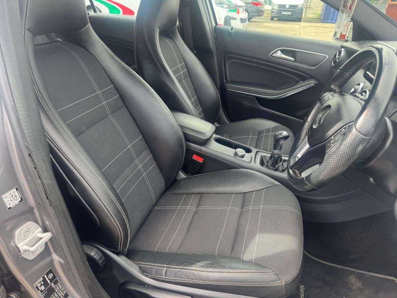 2014 MERCEDES-BENZ A-CLASS 2014 MERCEDES-BENZ A-CLASS