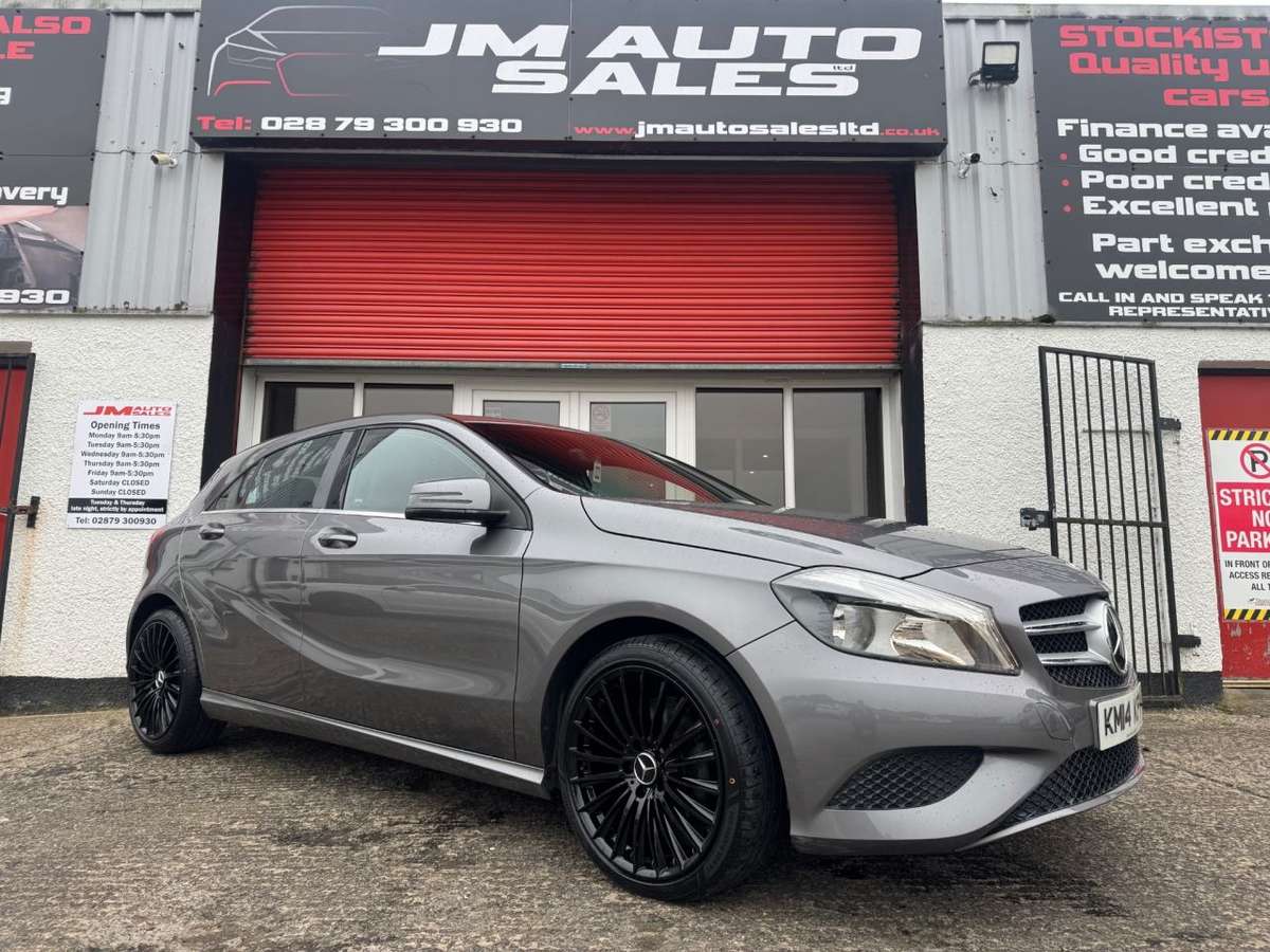 Check out this Mercedes-benz A-class 2014 Diesel Manual