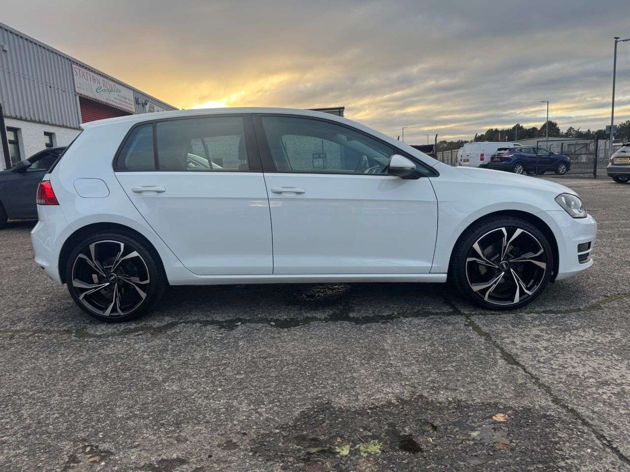 2016 VOLKSWAGEN GOLF 2016 VOLKSWAGEN GOLF