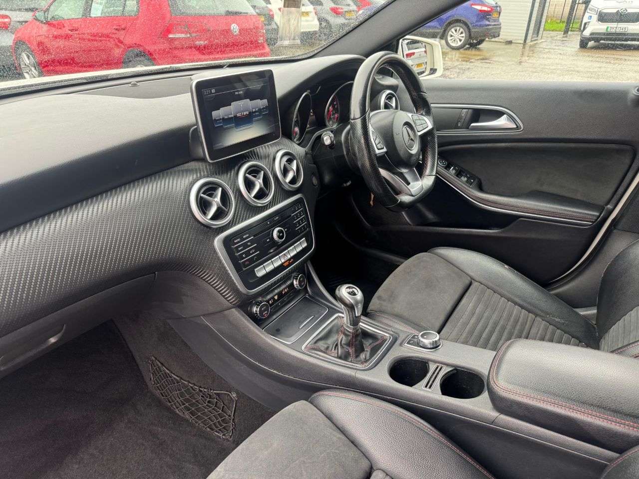 2016 MERCEDES-BENZ A-CLASS 2016 MERCEDES-BENZ A-CLASS
