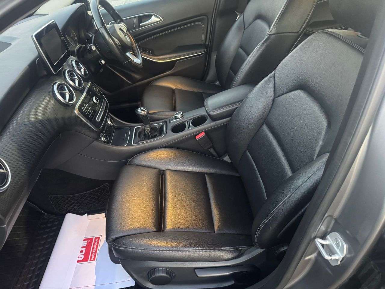 2016 MERCEDES-BENZ A-CLASS 2016 MERCEDES-BENZ A-CLASS