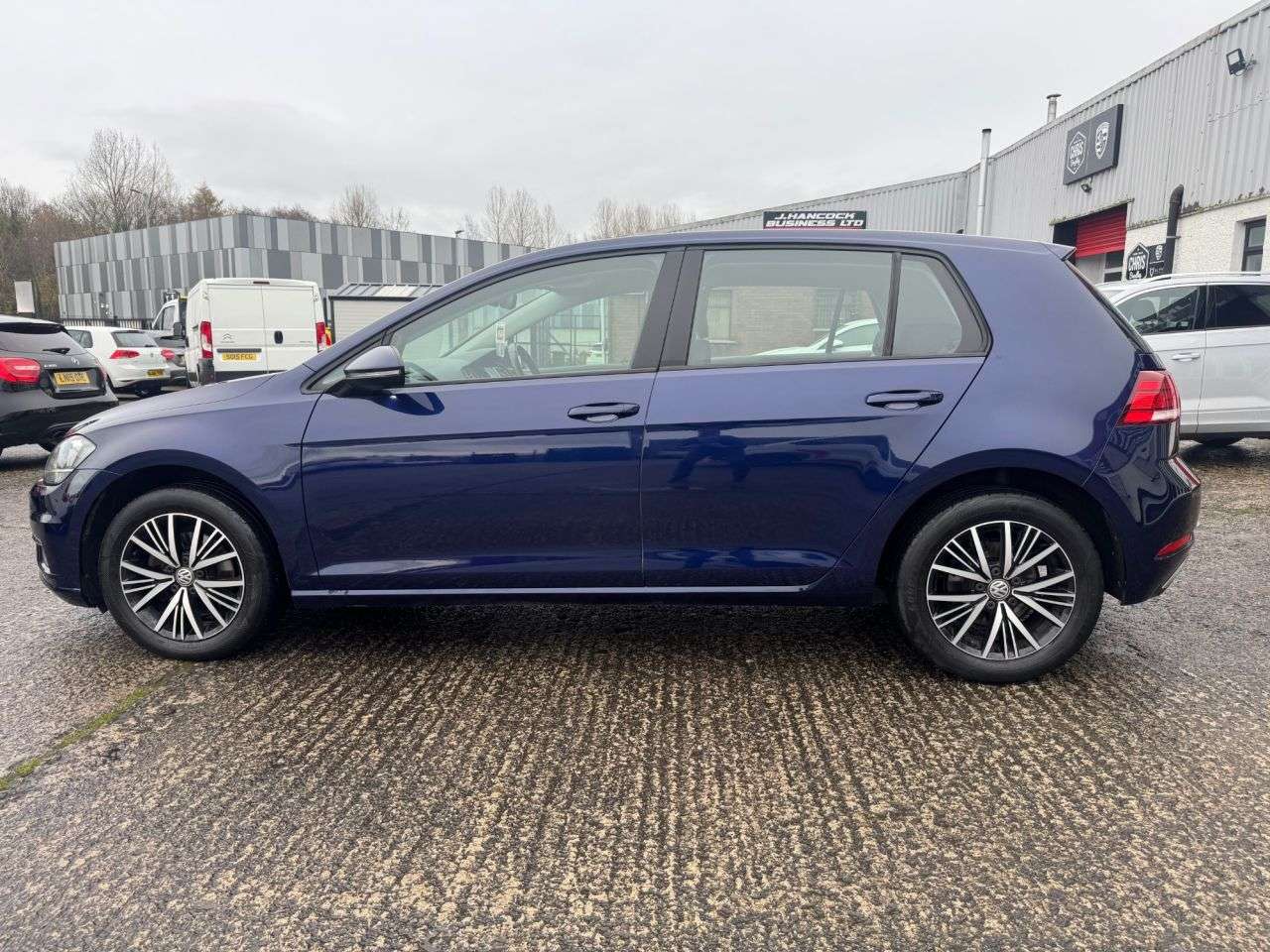 2018 VOLKSWAGEN GOLF 2018 VOLKSWAGEN GOLF