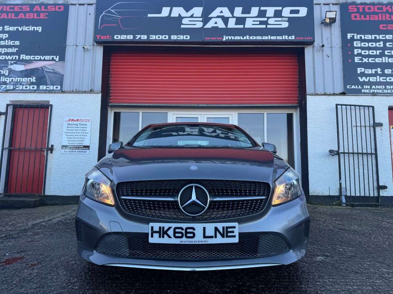 A 2015 MERCEDES-BENZ A-CLASS 1.5 A180d SE Hatchback 5dr Diesel Manual Euro 6 (s/s) (109 ps) A 2015 MERCEDES-BENZ A-CLASS 1.5 A180d SE Hatchback 5dr Diesel Manual Euro 6 (s/s) (109 ps)