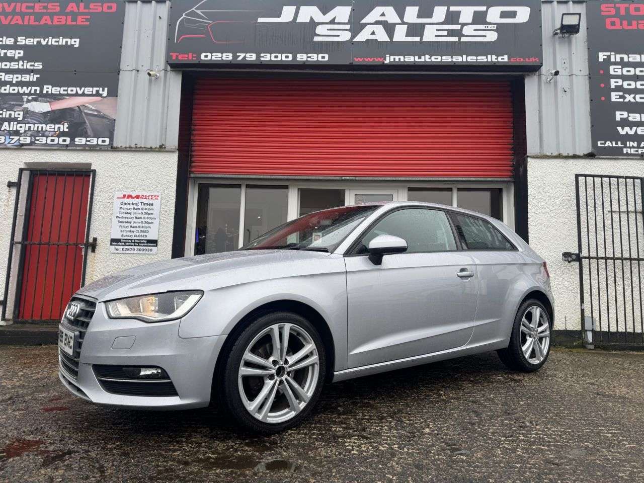A 2015 AUDI A3 1.6 TDI SE Technik Hatchback 3dr Diesel S Tronic Euro 6 (s/s) (110 ps) Hatc A 2015 AUDI A3 1.6 TDI SE Technik Hatchback 3dr Diesel S Tronic Euro 6 (s/s) (110 ps) Hatc