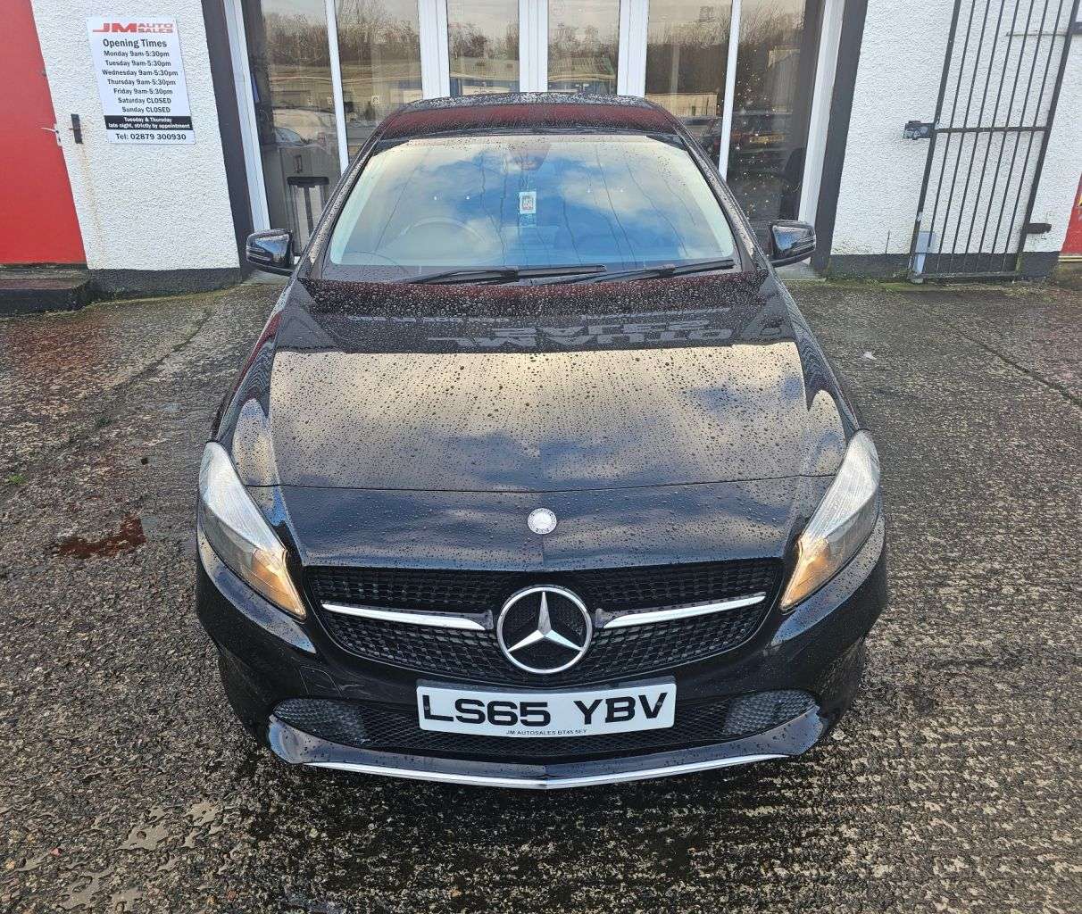 A 2015 MERCEDES-BENZ A-CLASS 1.5 A180d SE Hatchback 5dr Diesel Manual Euro 6 (s/s) (109 ps) A 2015 MERCEDES-BENZ A-CLASS 1.5 A180d SE Hatchback 5dr Diesel Manual Euro 6 (s/s) (109 ps)