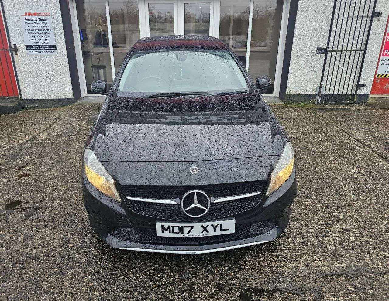 A 2017 MERCEDES-BENZ A-CLASS 1.5 A180d SE Hatchback 5dr Diesel Manual Euro 6 (s/s) (109 ps) A 2017 MERCEDES-BENZ A-CLASS 1.5 A180d SE Hatchback 5dr Diesel Manual Euro 6 (s/s) (109 ps)