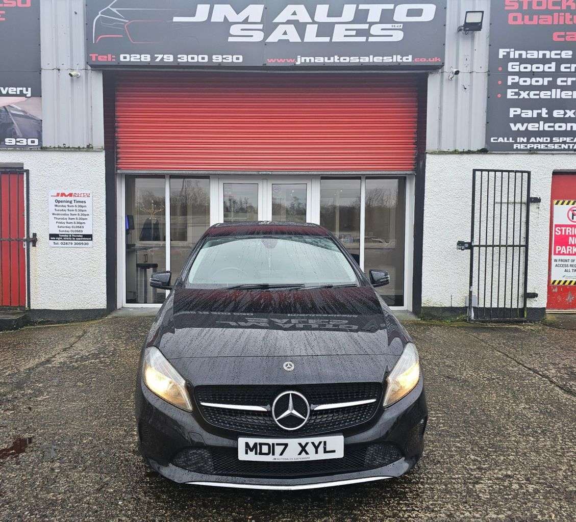 A 2017 MERCEDES-BENZ A-CLASS 1.5 A180d SE Hatchback 5dr Diesel Manual Euro 6 (s/s) (109 ps) A 2017 MERCEDES-BENZ A-CLASS 1.5 A180d SE Hatchback 5dr Diesel Manual Euro 6 (s/s) (109 ps)