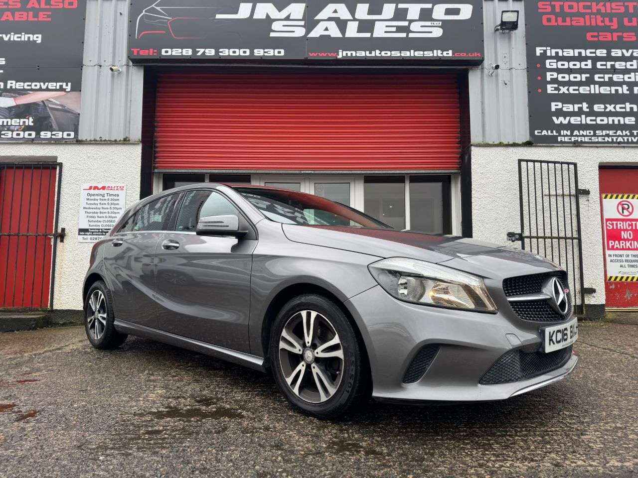 A 2016 MERCEDES-BENZ A-CLASS 1.5 A180d SE Hatchback 5dr Diesel Manual Euro 6 (s/s) (109 ps) A 2016 MERCEDES-BENZ A-CLASS 1.5 A180d SE Hatchback 5dr Diesel Manual Euro 6 (s/s) (109 ps)