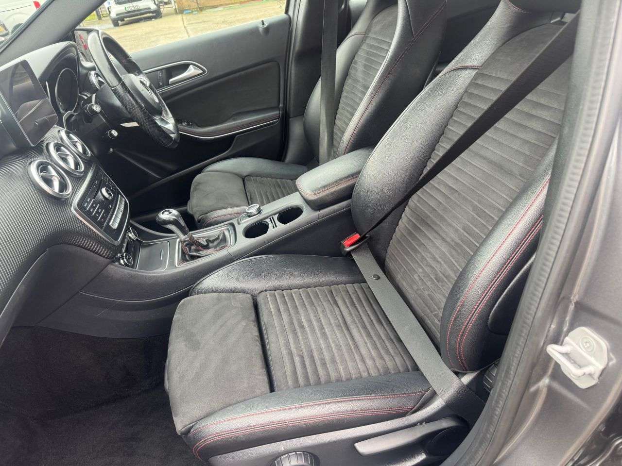 2017 MERCEDES-BENZ A-CLASS 2017 MERCEDES-BENZ A-CLASS